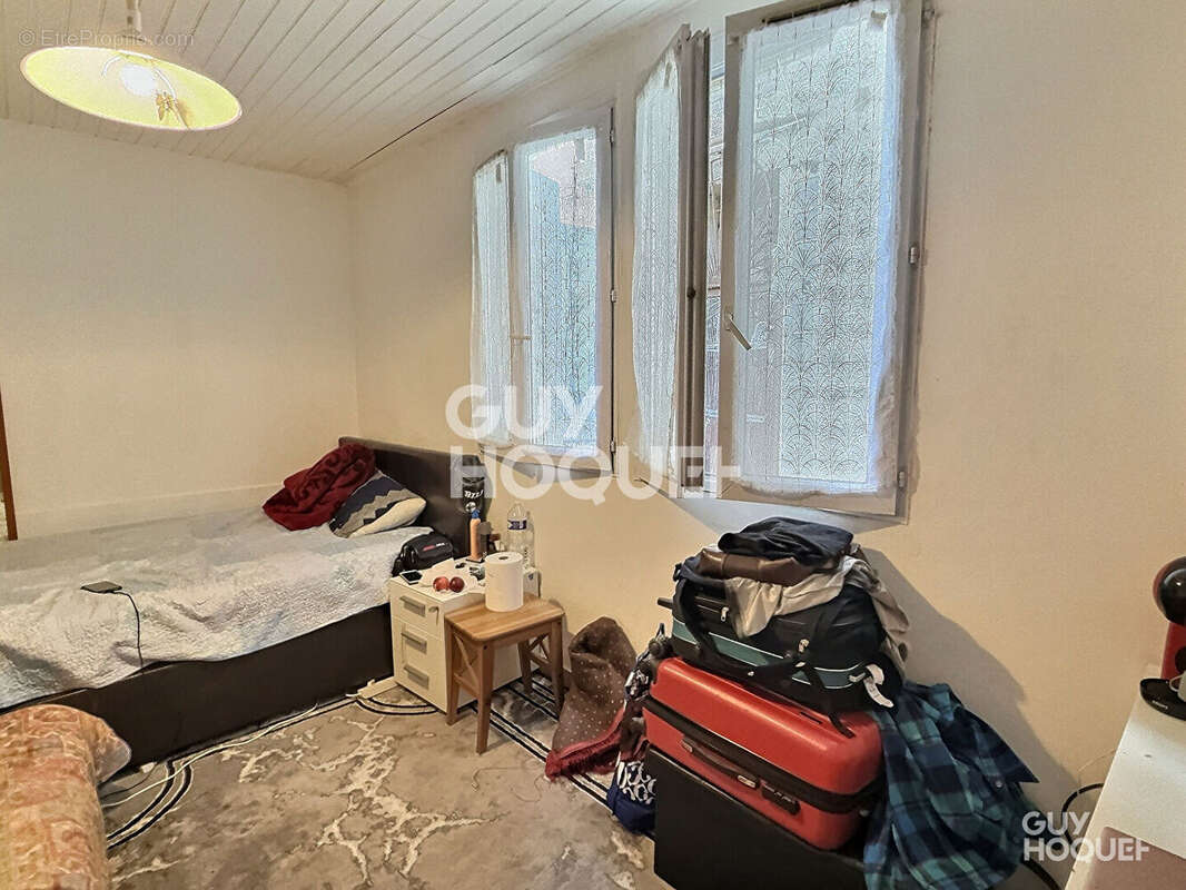 Appartement à AUBERVILLIERS