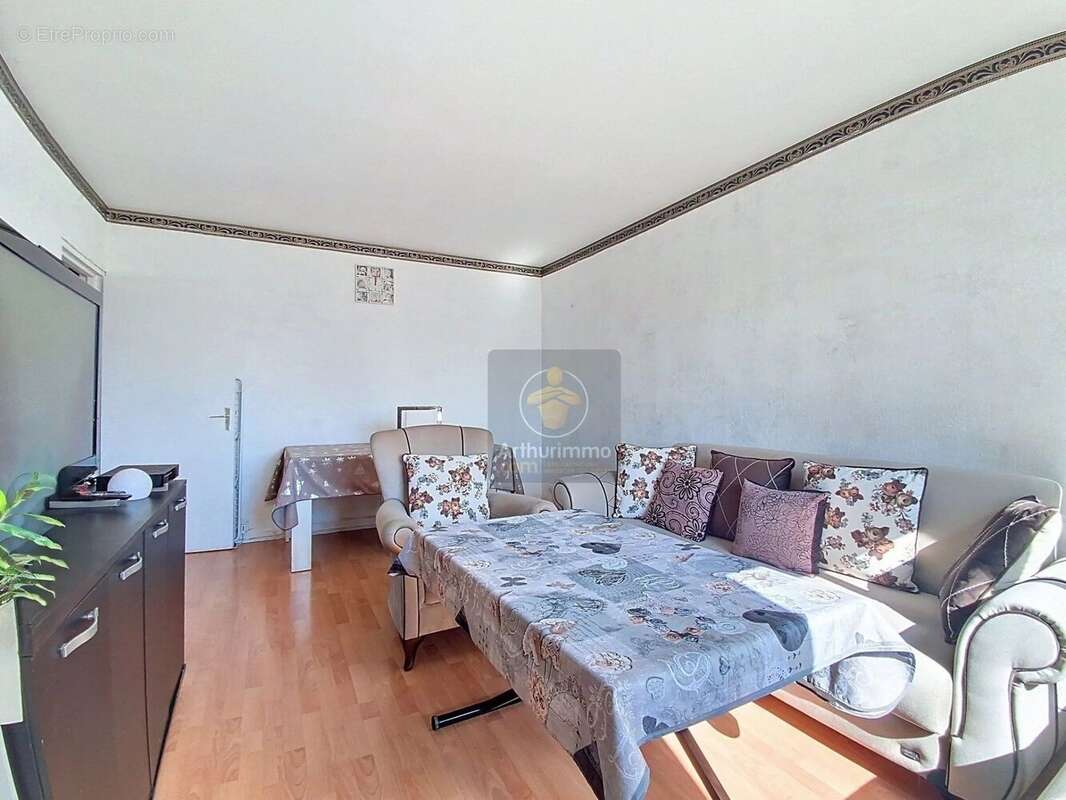 Appartement à EPINAY-SOUS-SENART