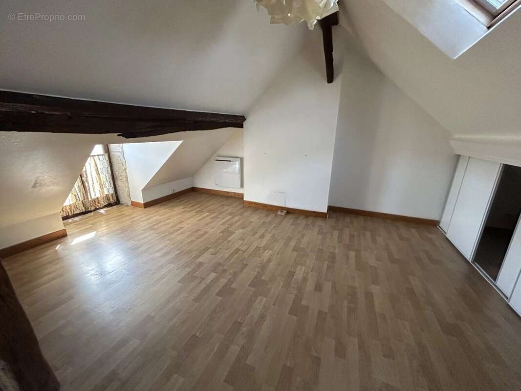 Maison à BUCY-SAINT-LIPHARD