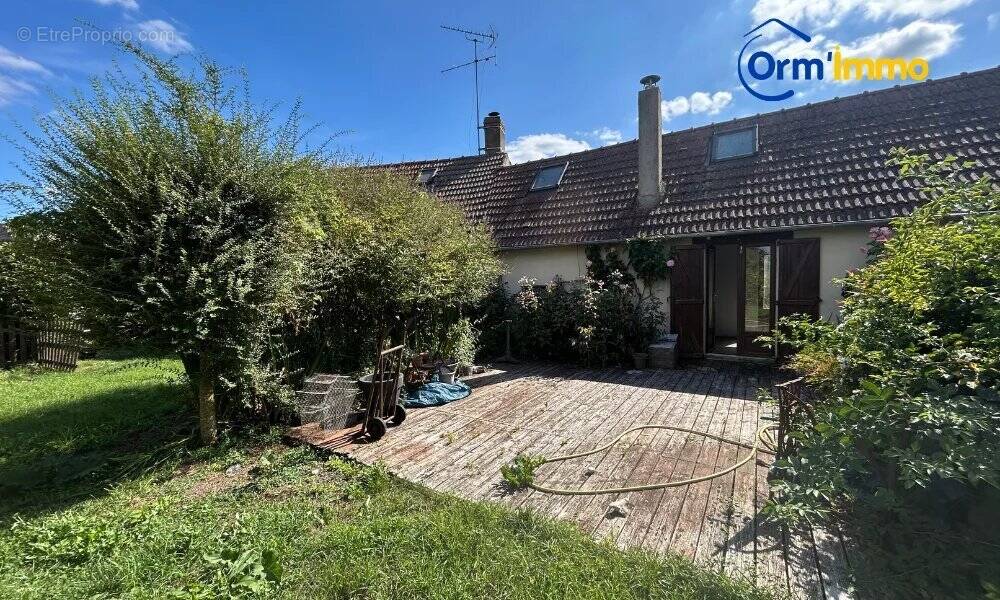 Maison à BUCY-SAINT-LIPHARD