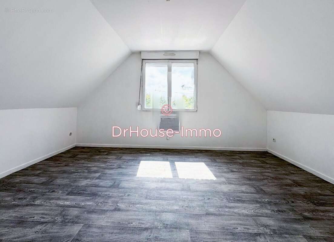 Maison à FACHES-THUMESNIL