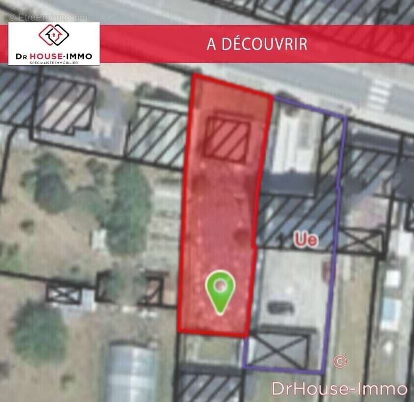 Terrain à LA CROIX-AVRANCHIN