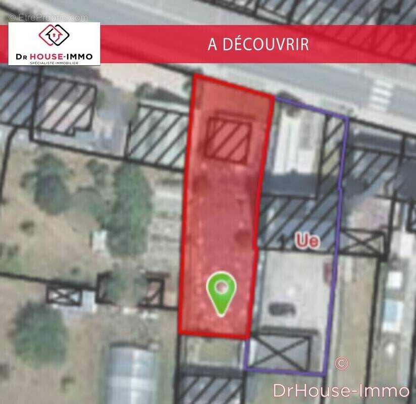 Terrain à LA CROIX-AVRANCHIN