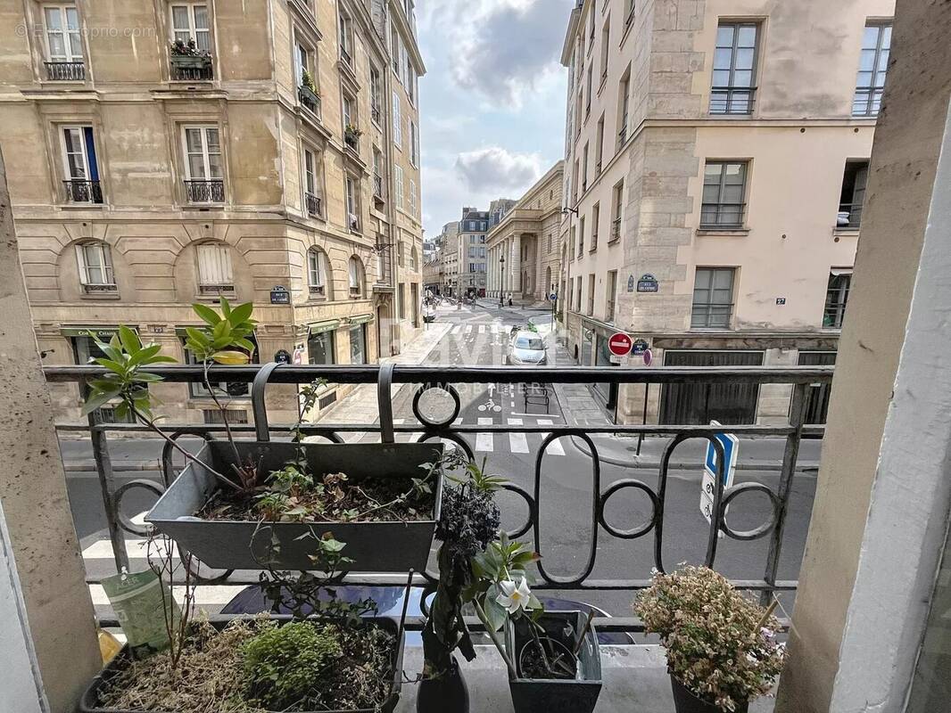Appartement à PARIS-6E