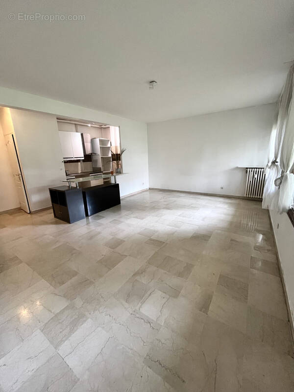 Appartement à NOGENT-SUR-MARNE