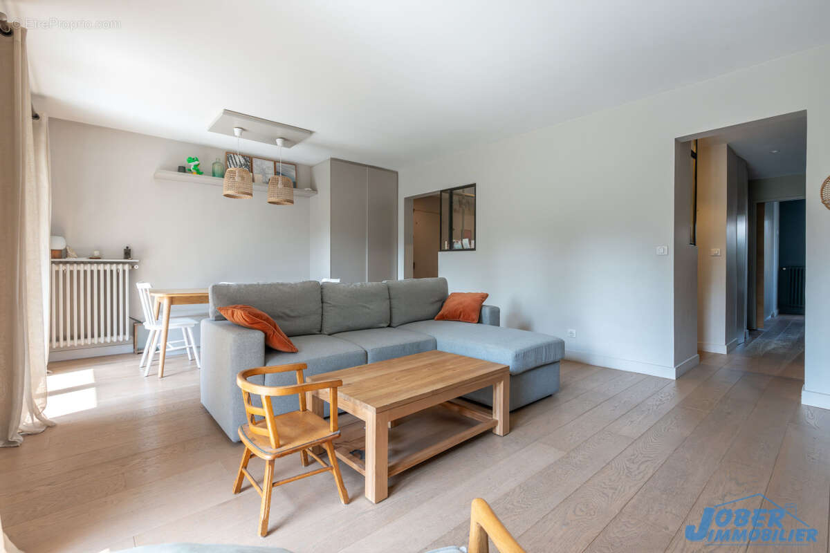 Appartement à NOGENT-SUR-MARNE