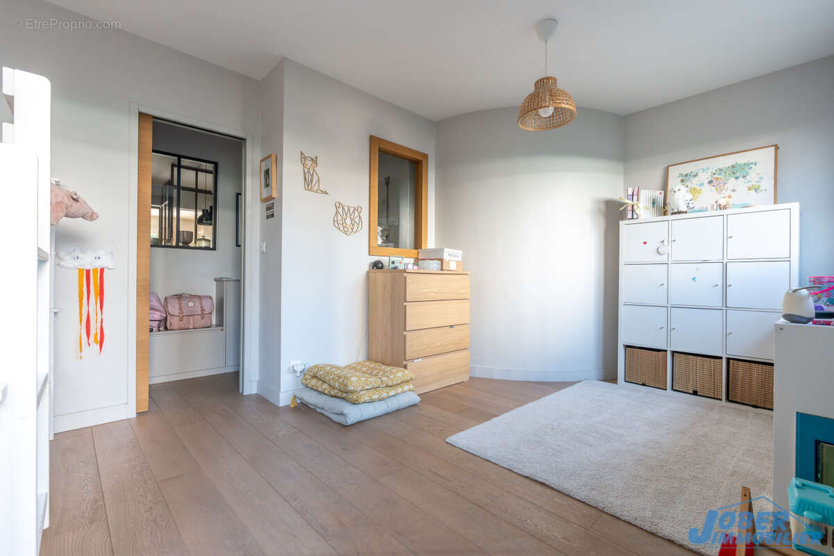Appartement à NOGENT-SUR-MARNE