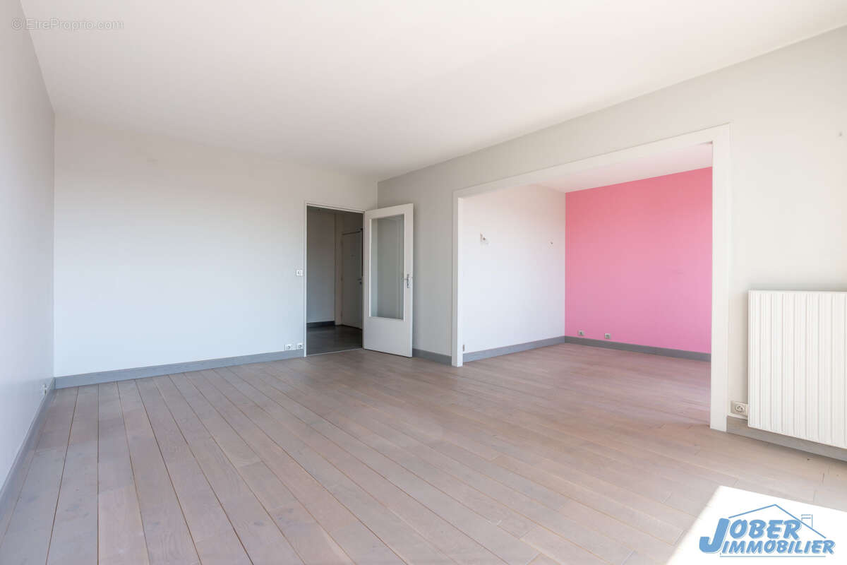 Appartement à NOGENT-SUR-MARNE
