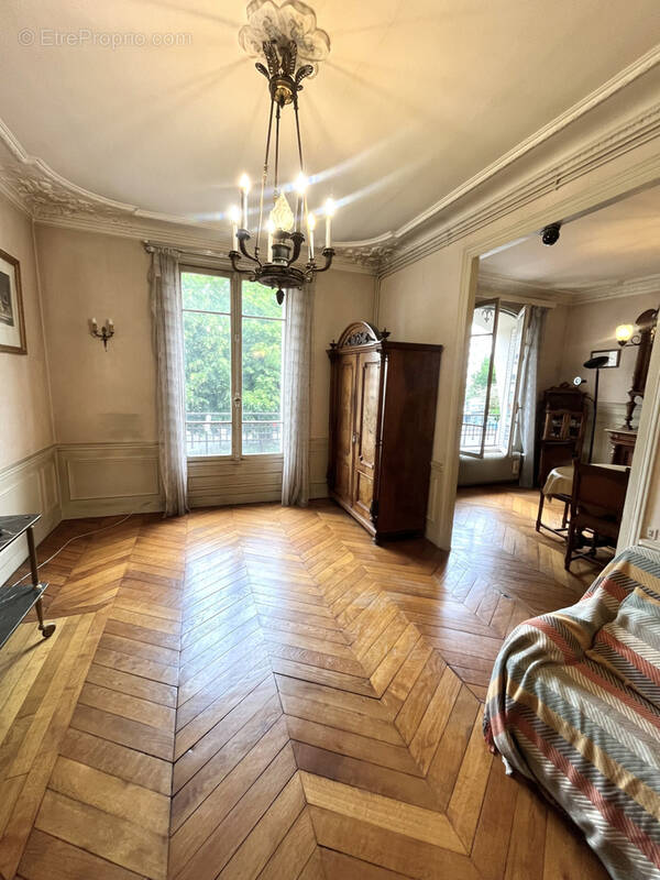 Appartement à NOGENT-SUR-MARNE