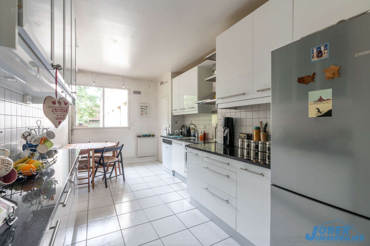 Appartement à NOGENT-SUR-MARNE