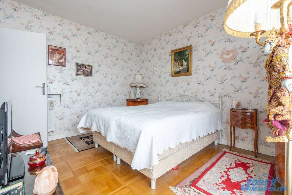 Appartement à NOGENT-SUR-MARNE