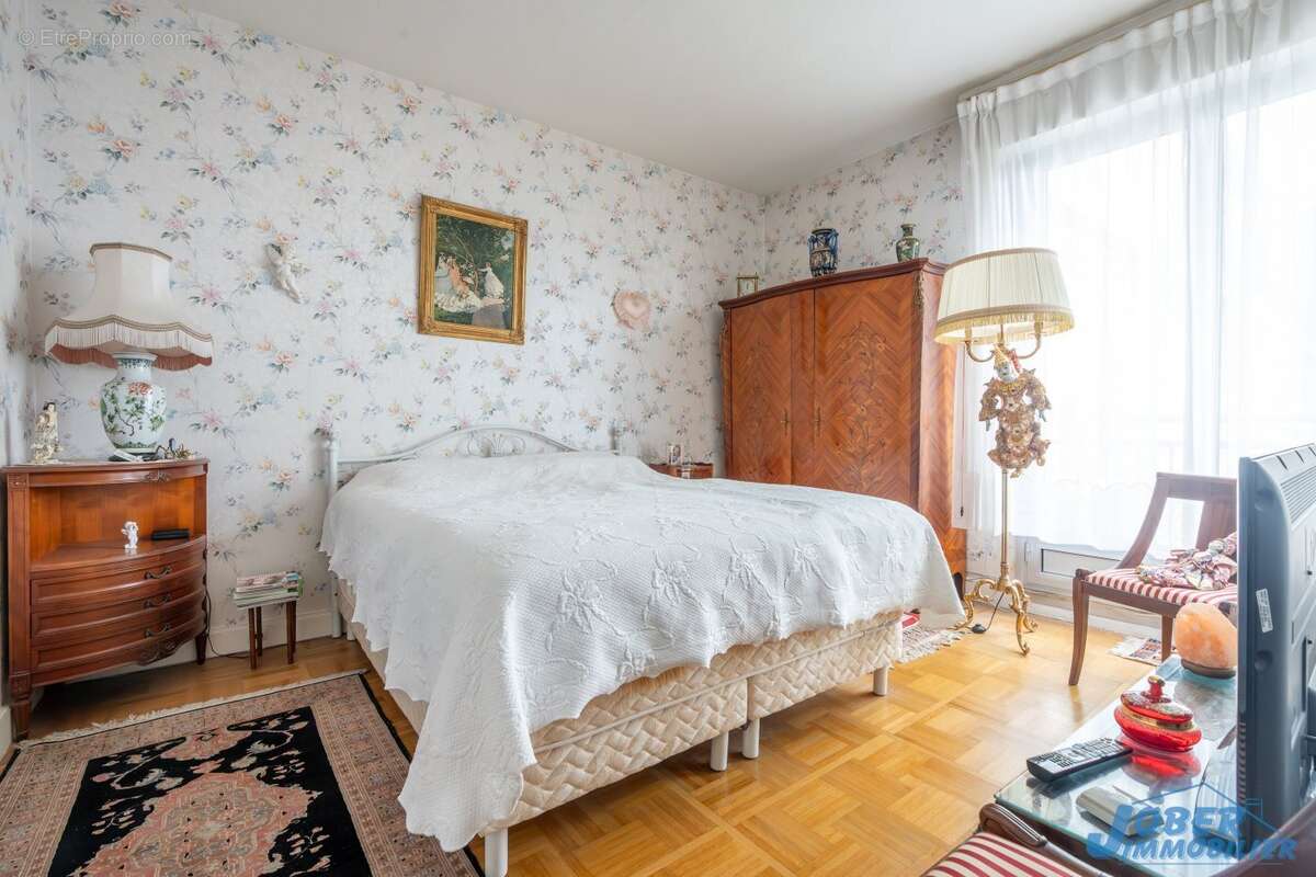 Appartement à NOGENT-SUR-MARNE