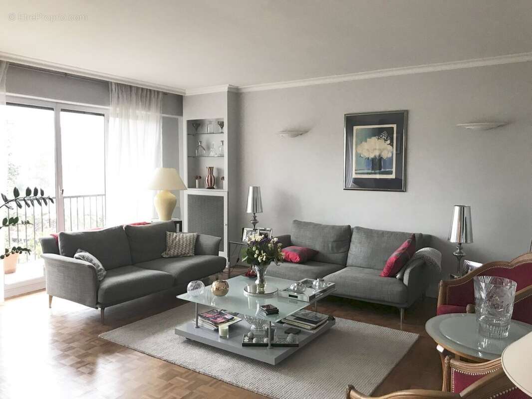 Appartement à NOGENT-SUR-MARNE
