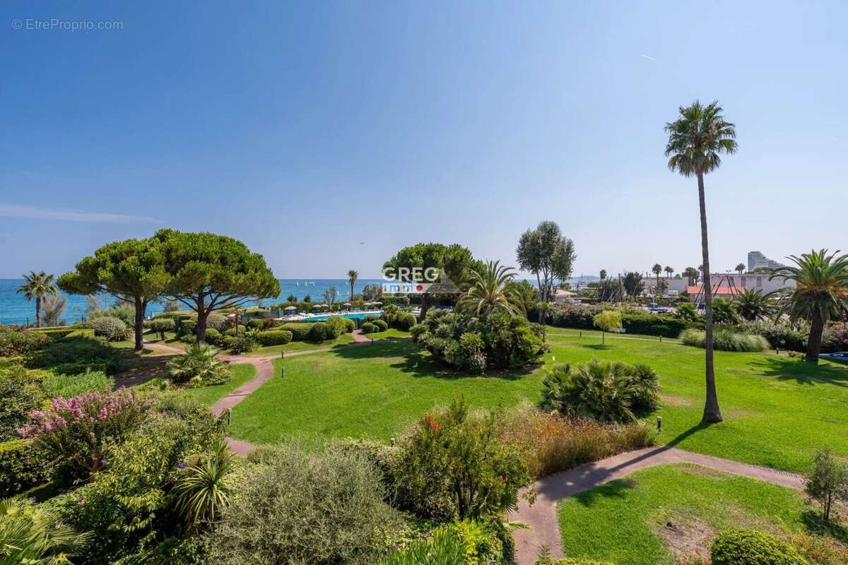 Appartement à VILLENEUVE-LOUBET