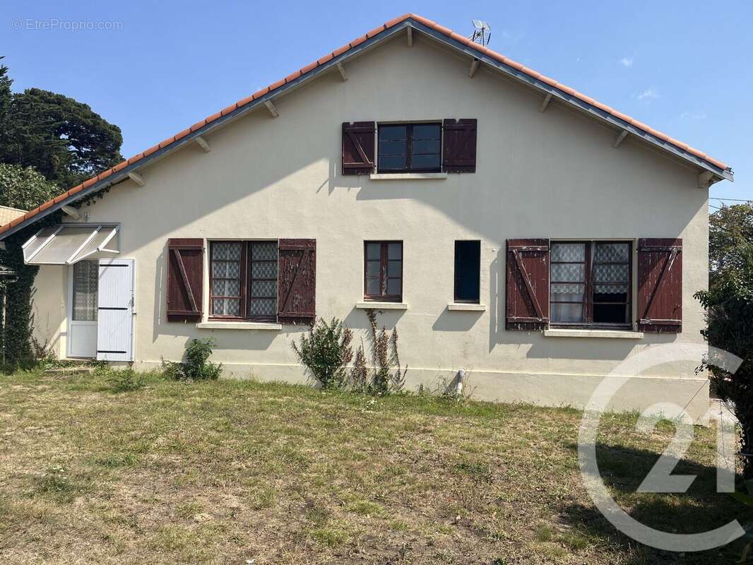 Maison à PREFAILLES