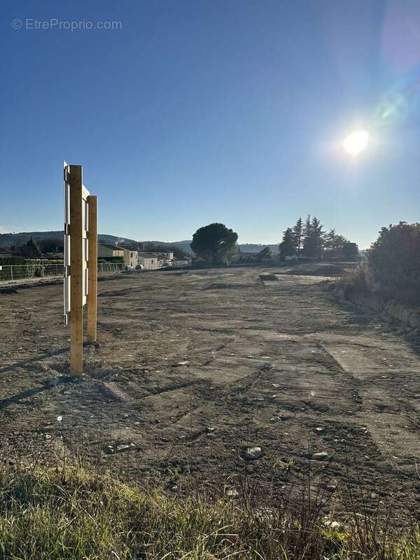 Terrain à PIERREVERT