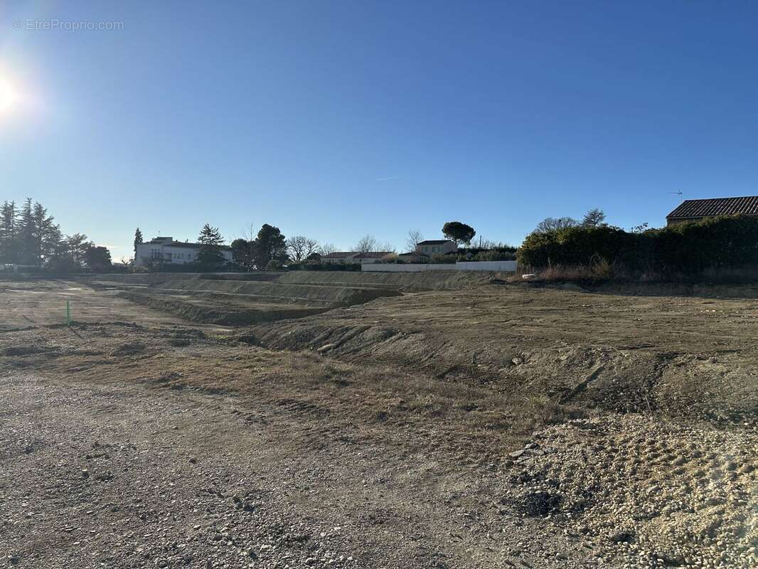 Terrain à PIERREVERT
