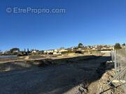 Terrain à PIERREVERT