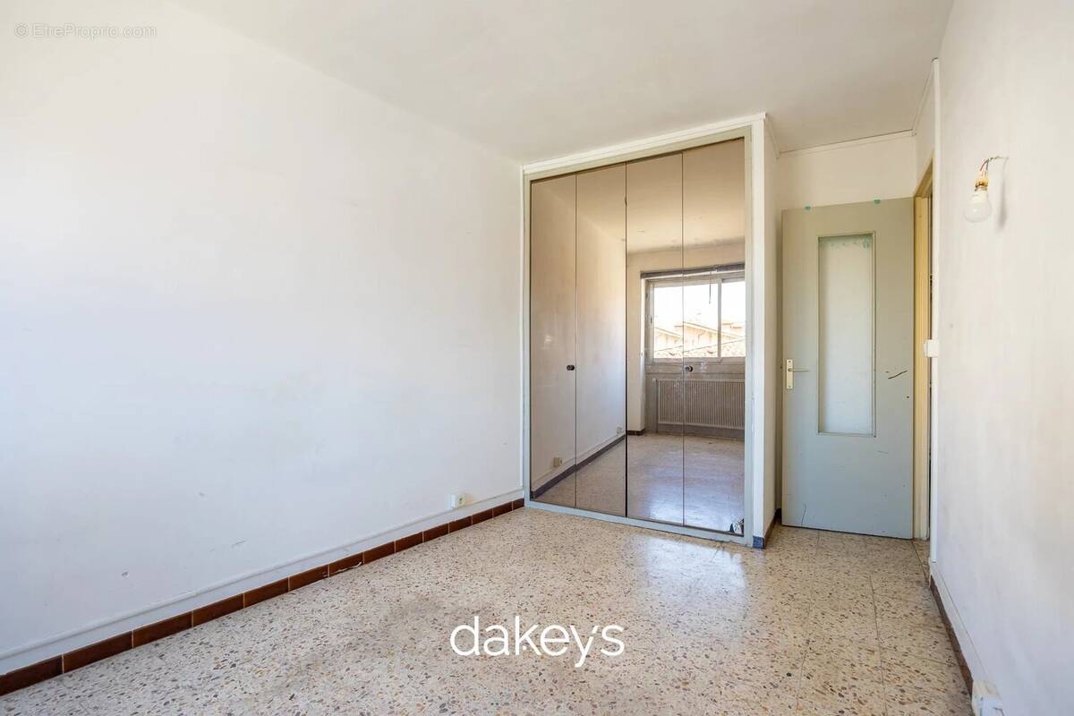 Appartement à MARSEILLE-7E
