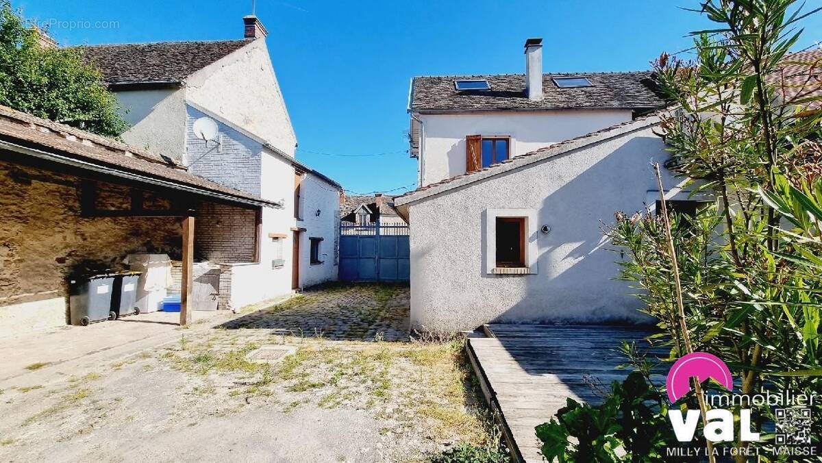 Maison à NOISY-SUR-ECOLE