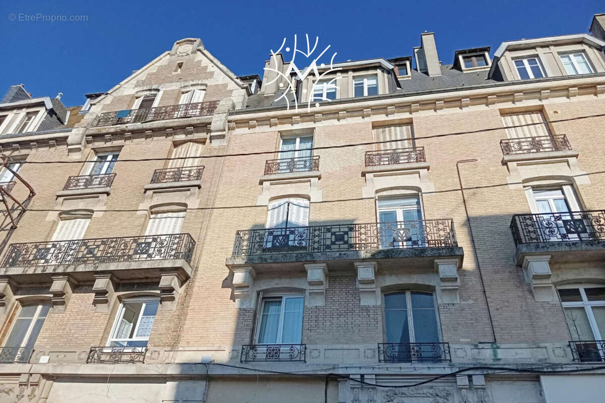 Appartement à CHARLEVILLE-MEZIERES