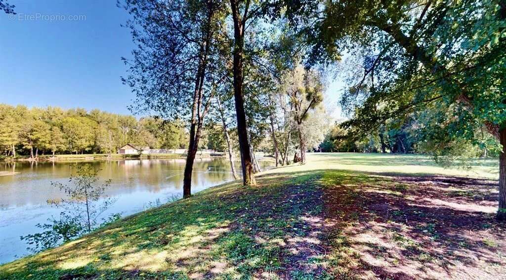 Maison à ROCHEFORT-EN-YVELINES