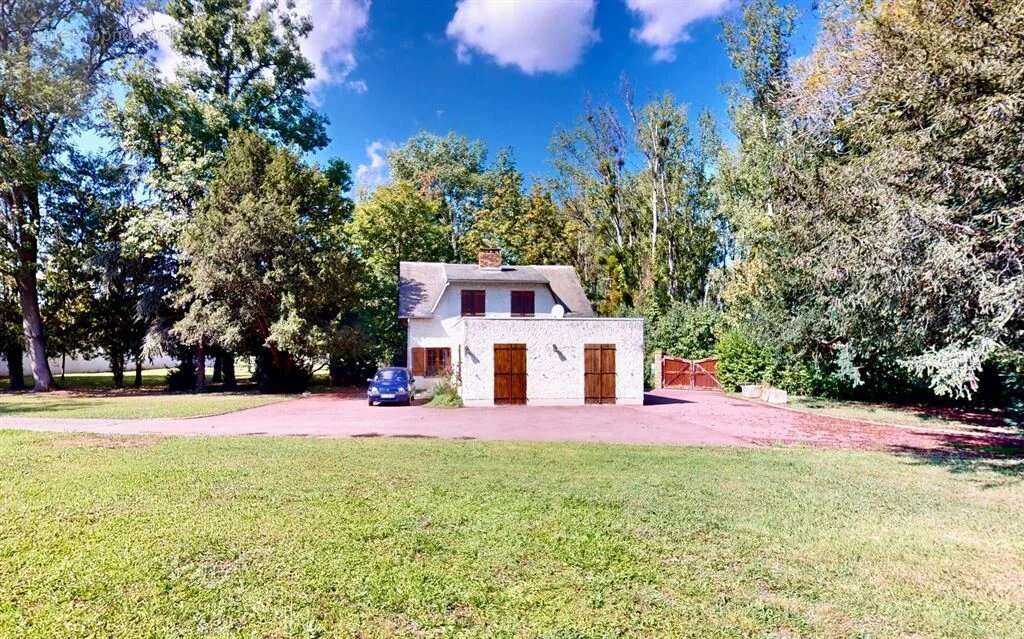 Maison à ROCHEFORT-EN-YVELINES