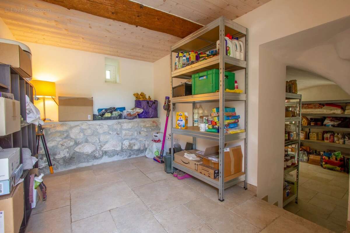 Maison à TOURRETTE-LEVENS