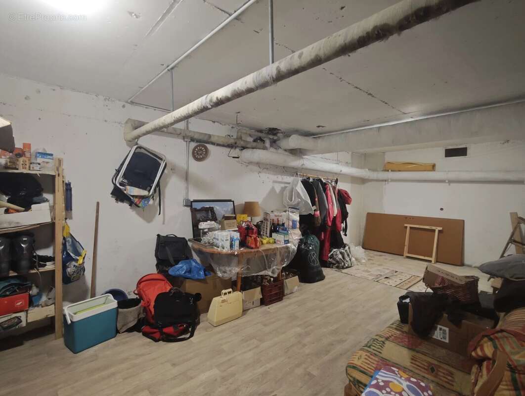 Appartement à MORILLON