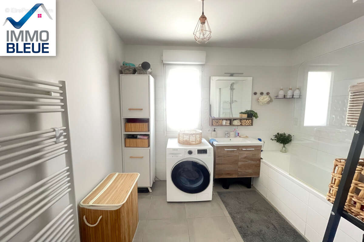 Appartement à VITROLLES