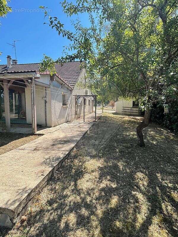 Maison à TOURY-LURCY