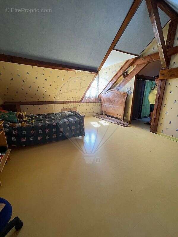 Maison à TOURY-LURCY