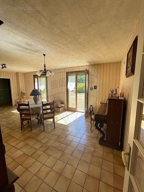 Maison à TOURY-LURCY