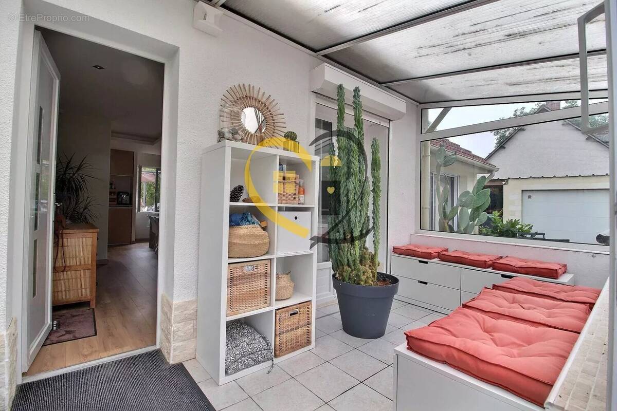 Maison à SAVIGNY-EN-SEPTAINE