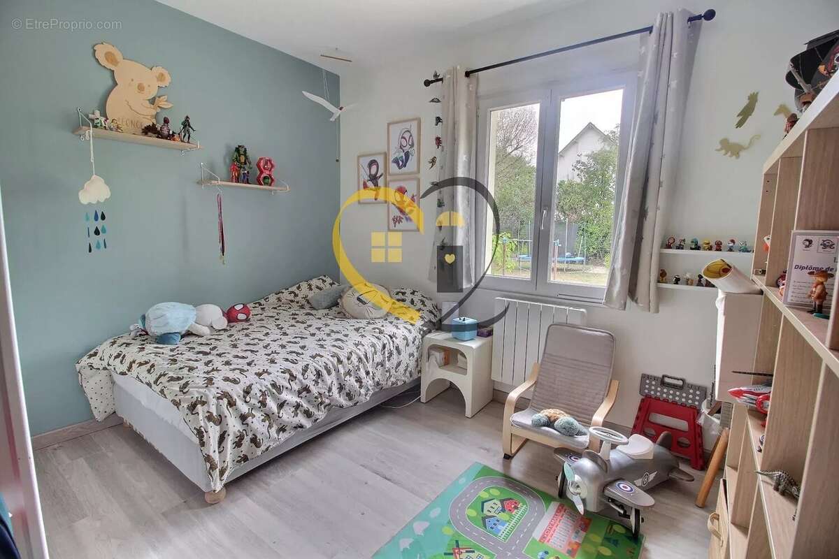 Maison à SAVIGNY-EN-SEPTAINE