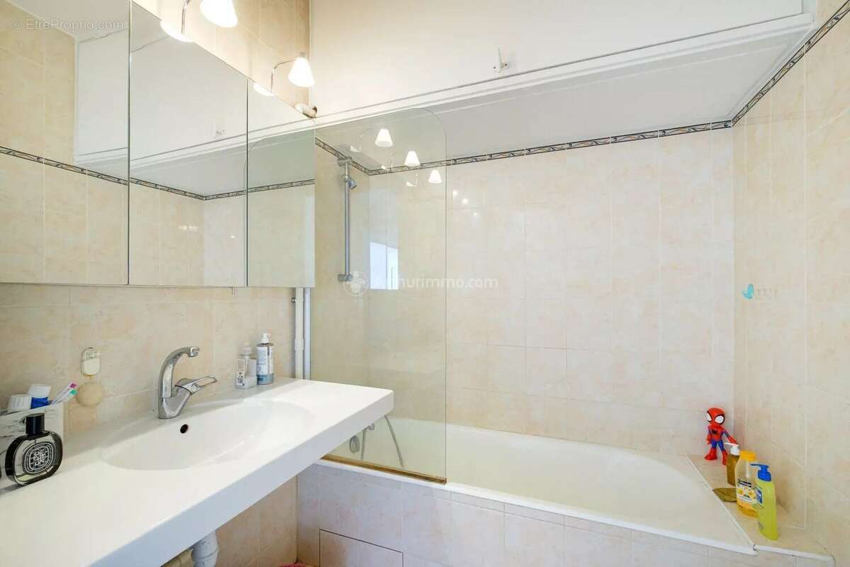 Appartement à LYON-6E