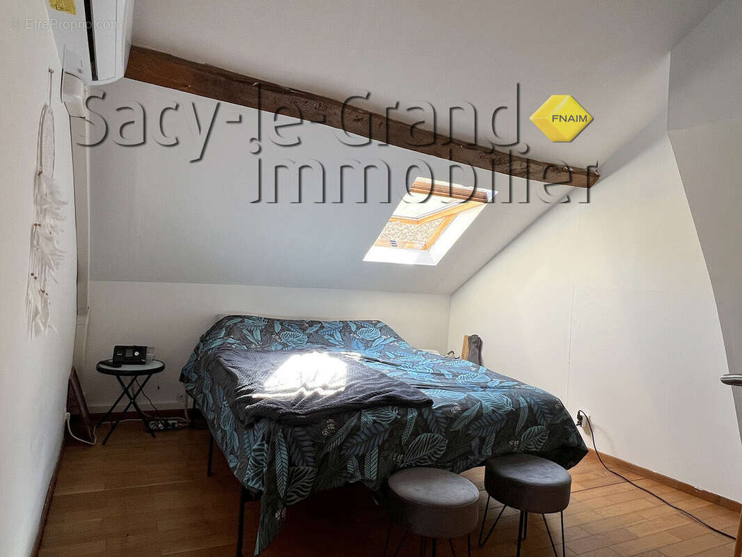 Maison à ULLY-SAINT-GEORGES