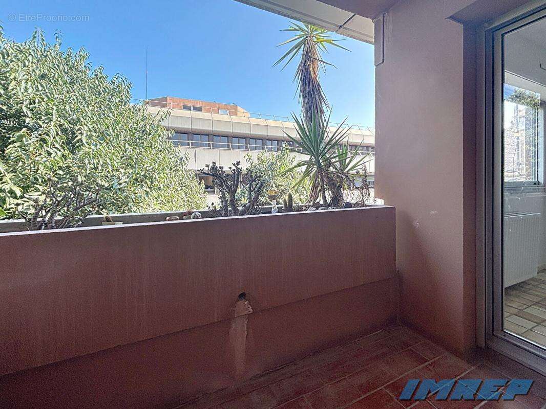 Appartement à MARSEILLE-8E