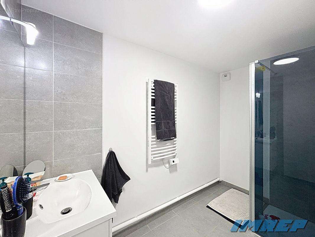 Appartement à MARSEILLE-13E