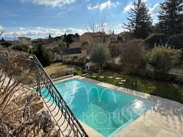 Maison à ETOILE-SUR-RHONE