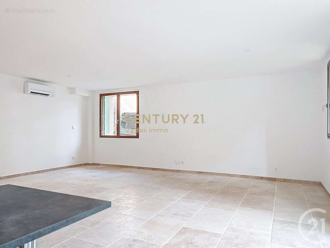 Appartement à PIGNAN