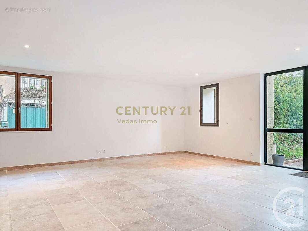 Appartement à PIGNAN