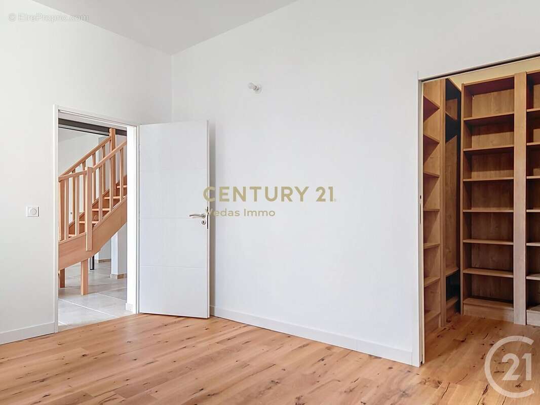 Appartement à PIGNAN