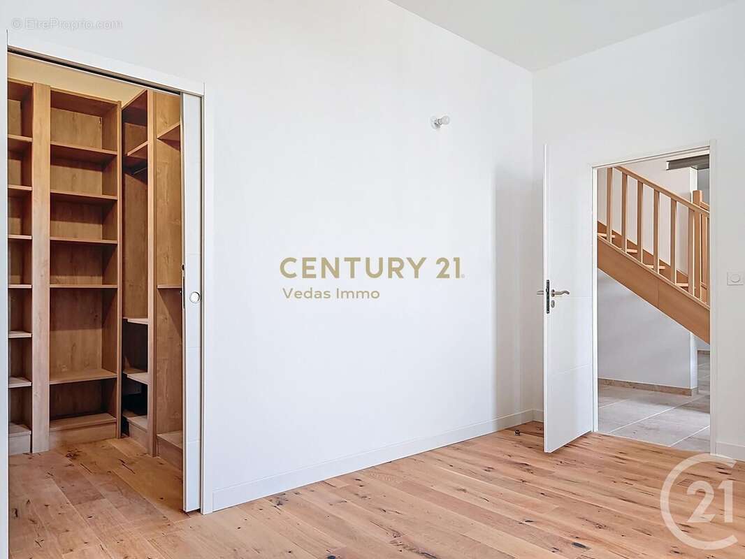 Appartement à PIGNAN