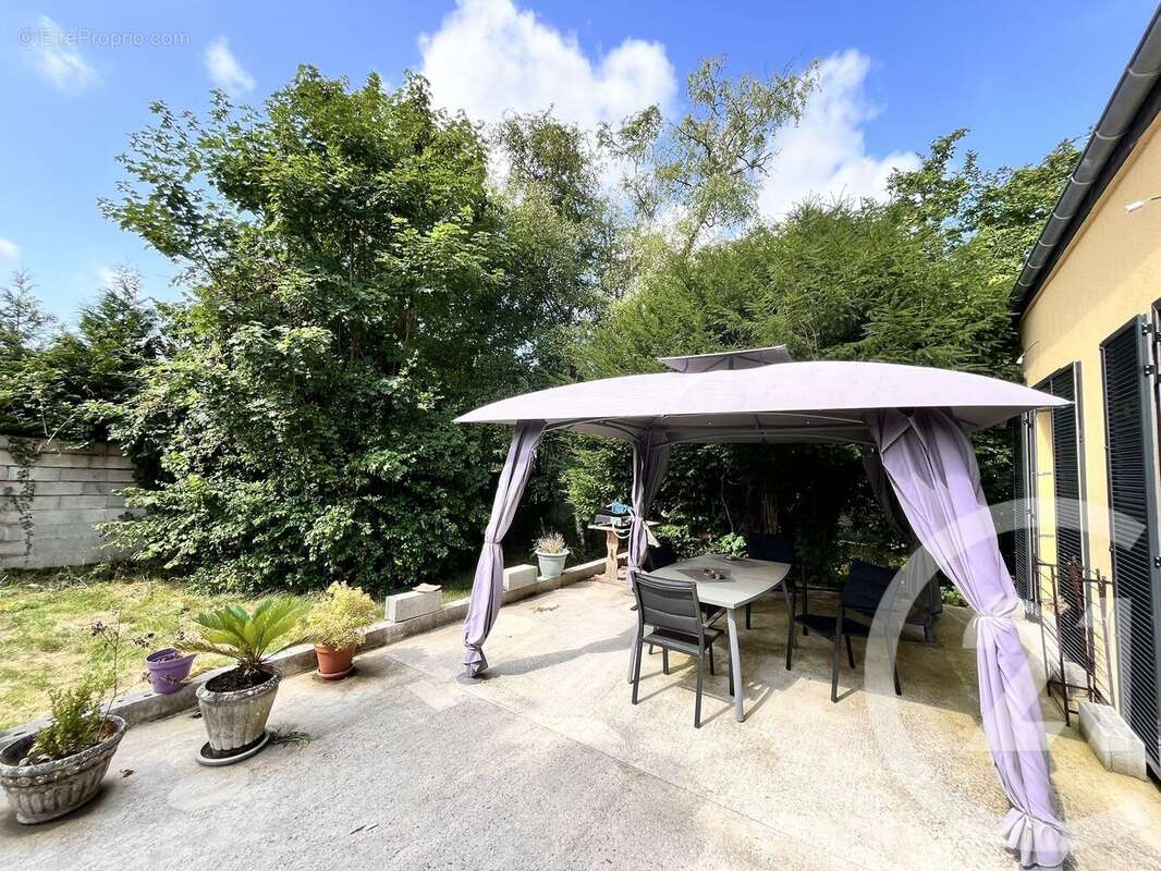 Maison à FONTENAILLES