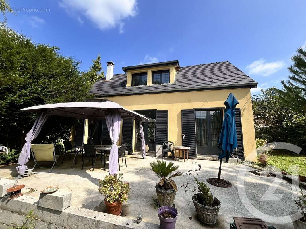 Maison à FONTENAILLES