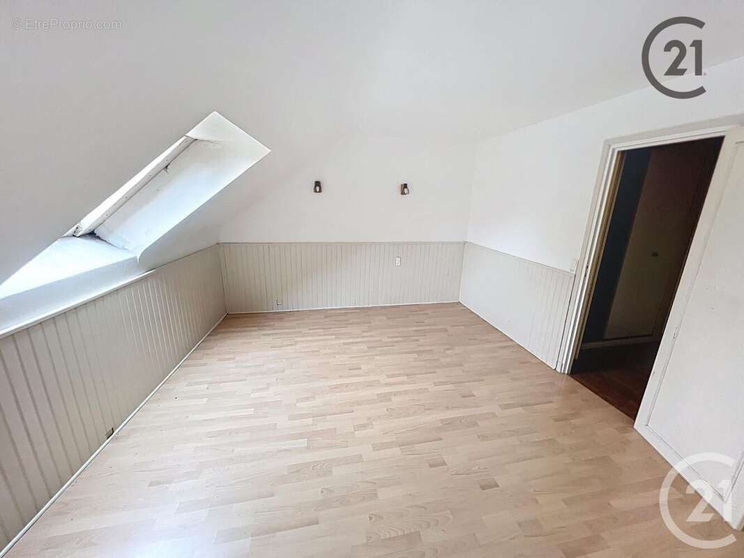 Maison à TRUCY-SUR-YONNE