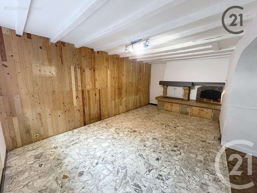 Maison à TRUCY-SUR-YONNE