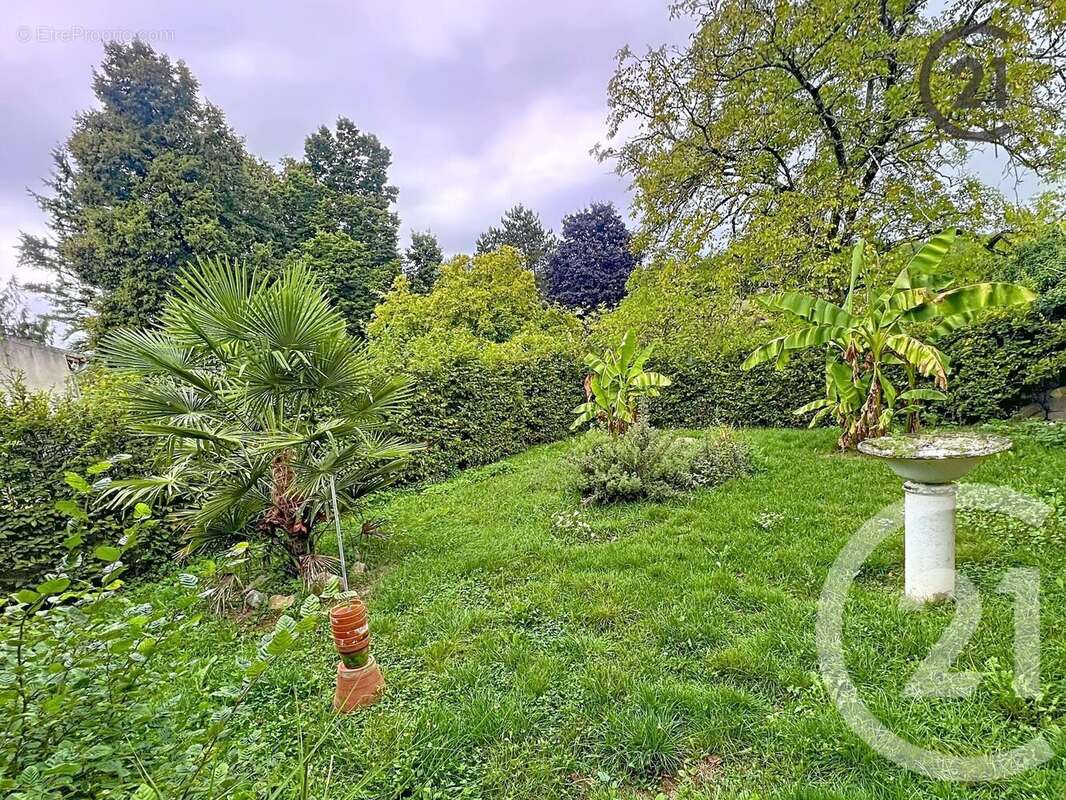 Maison à TRUCY-SUR-YONNE