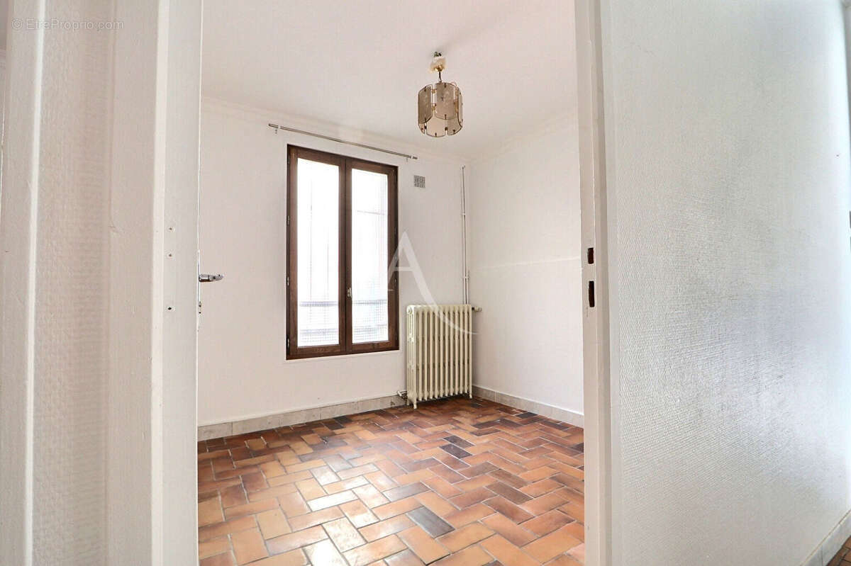 Appartement à AUBERVILLIERS